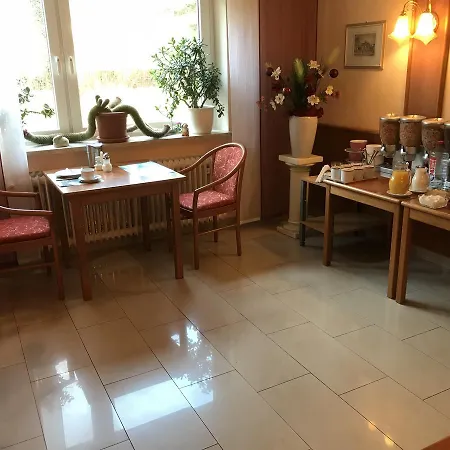 Miles Hotel